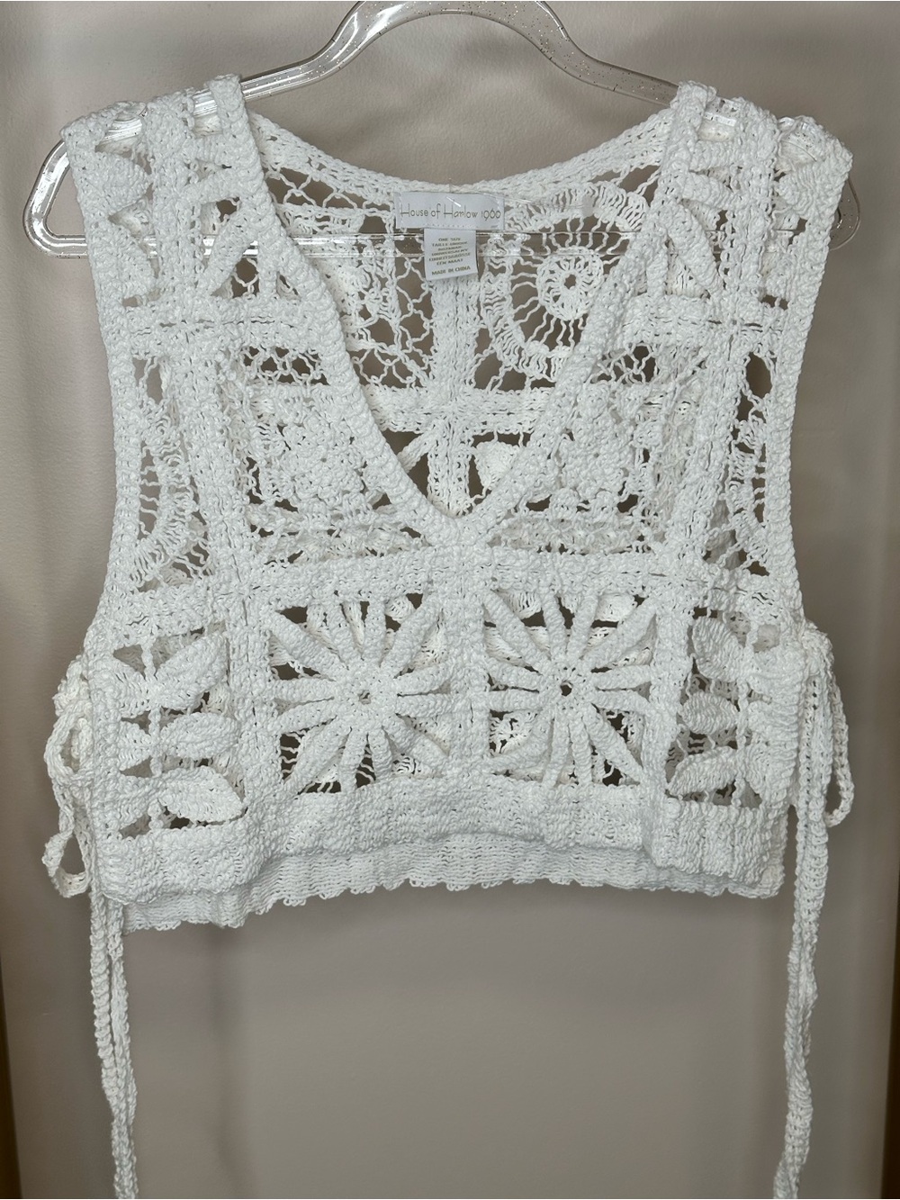 House of Harlow 1960 White Crochet Knit Tie Side Vest Top One Size NWT